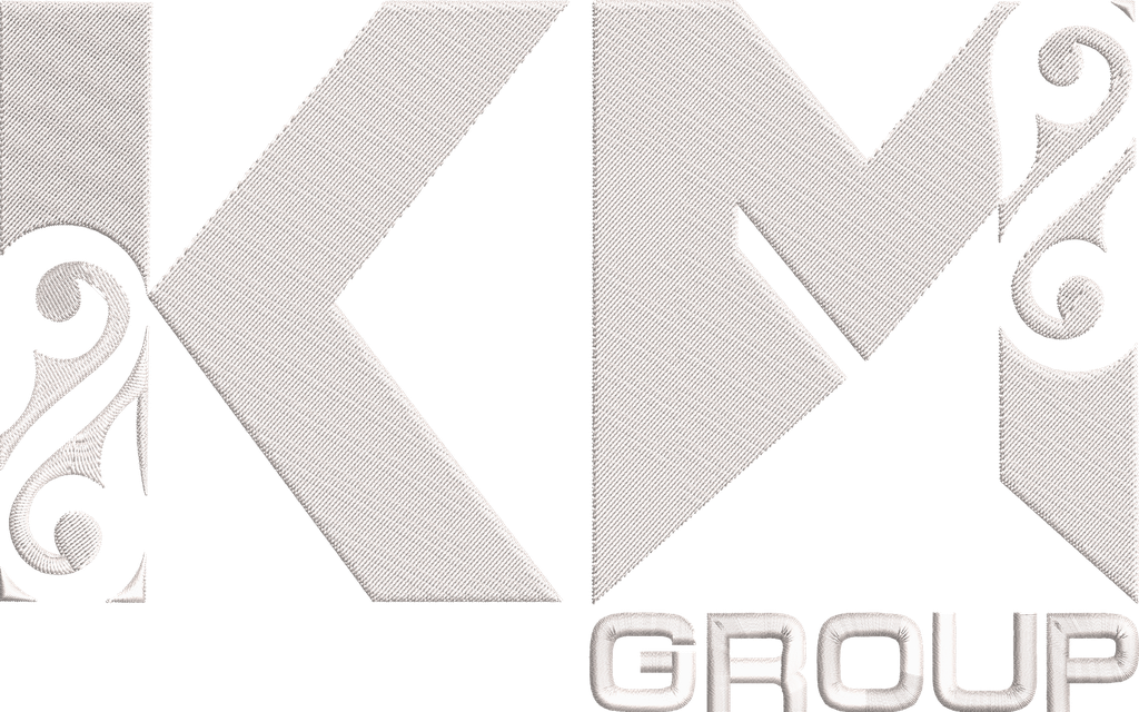 Прямая вышивка KM Group на спину